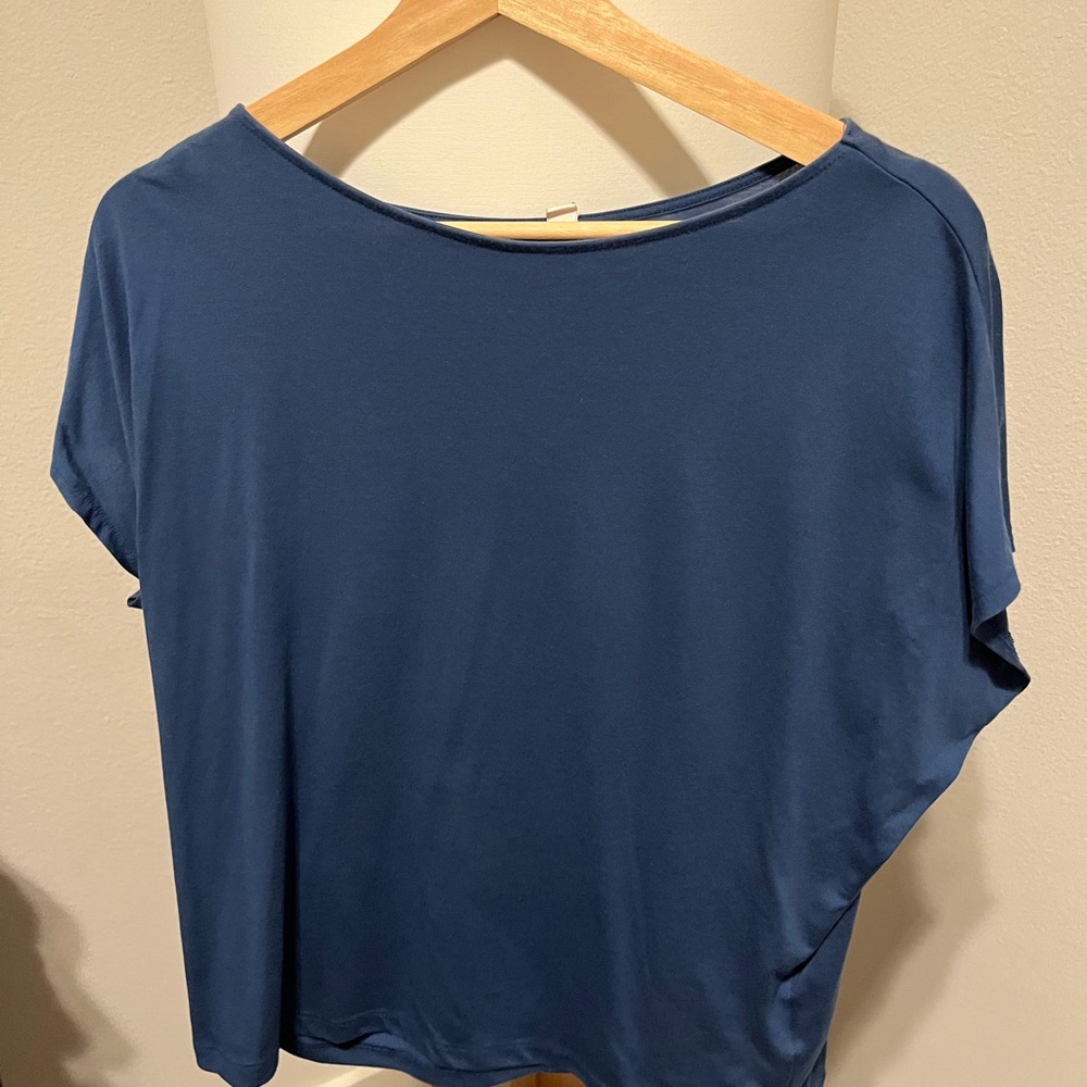Uniqlo Navy Blue Short Sleeve Draped Tee